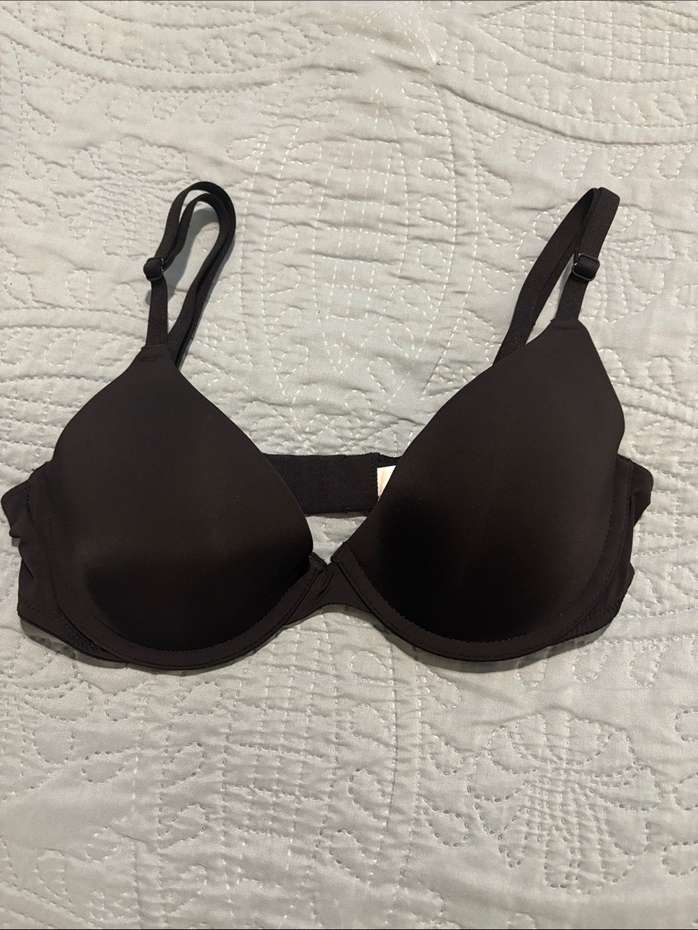 PINK Victoria's Secret Black Smooth Molded T-Shirt Bra 34B